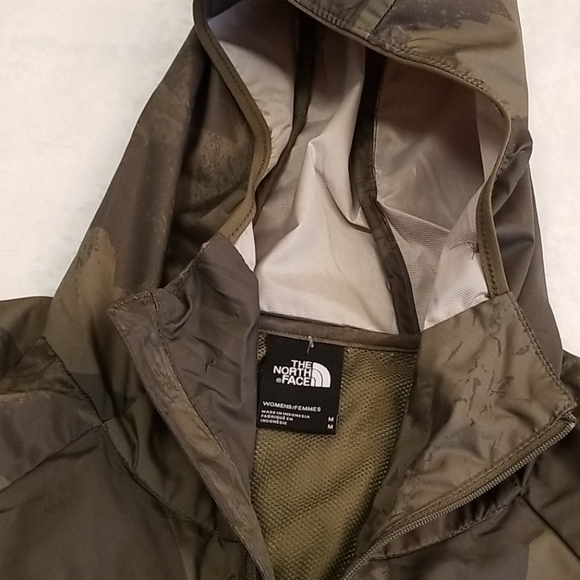 Wmns MEDIUM The North Face windbreaker - Picture 7 of 9